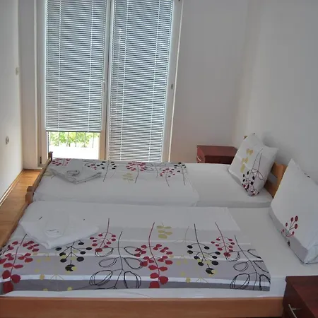 Guest house Delfin