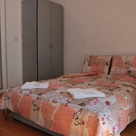 Delfin Guest house